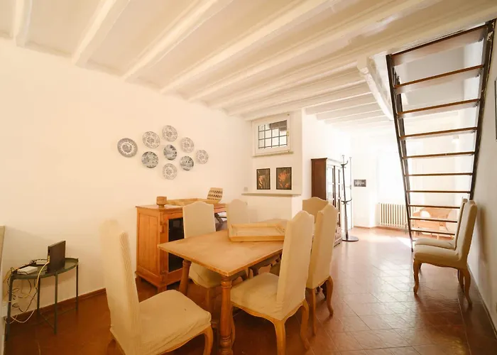 Borgo Pio By Buddyrent Apartment *