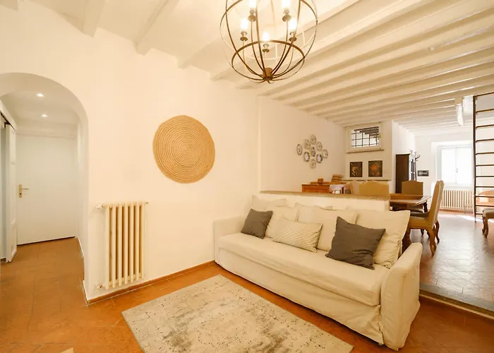 Apartment Borgo Pio By Buddyrent
