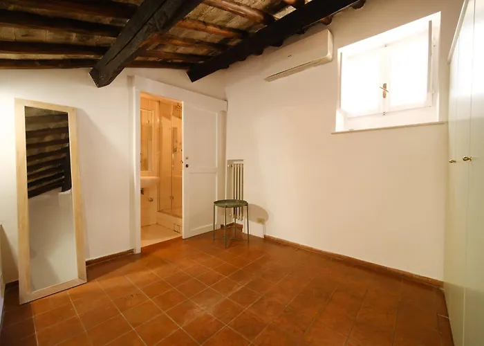 Apartment Borgo Pio By Buddyrent Rom